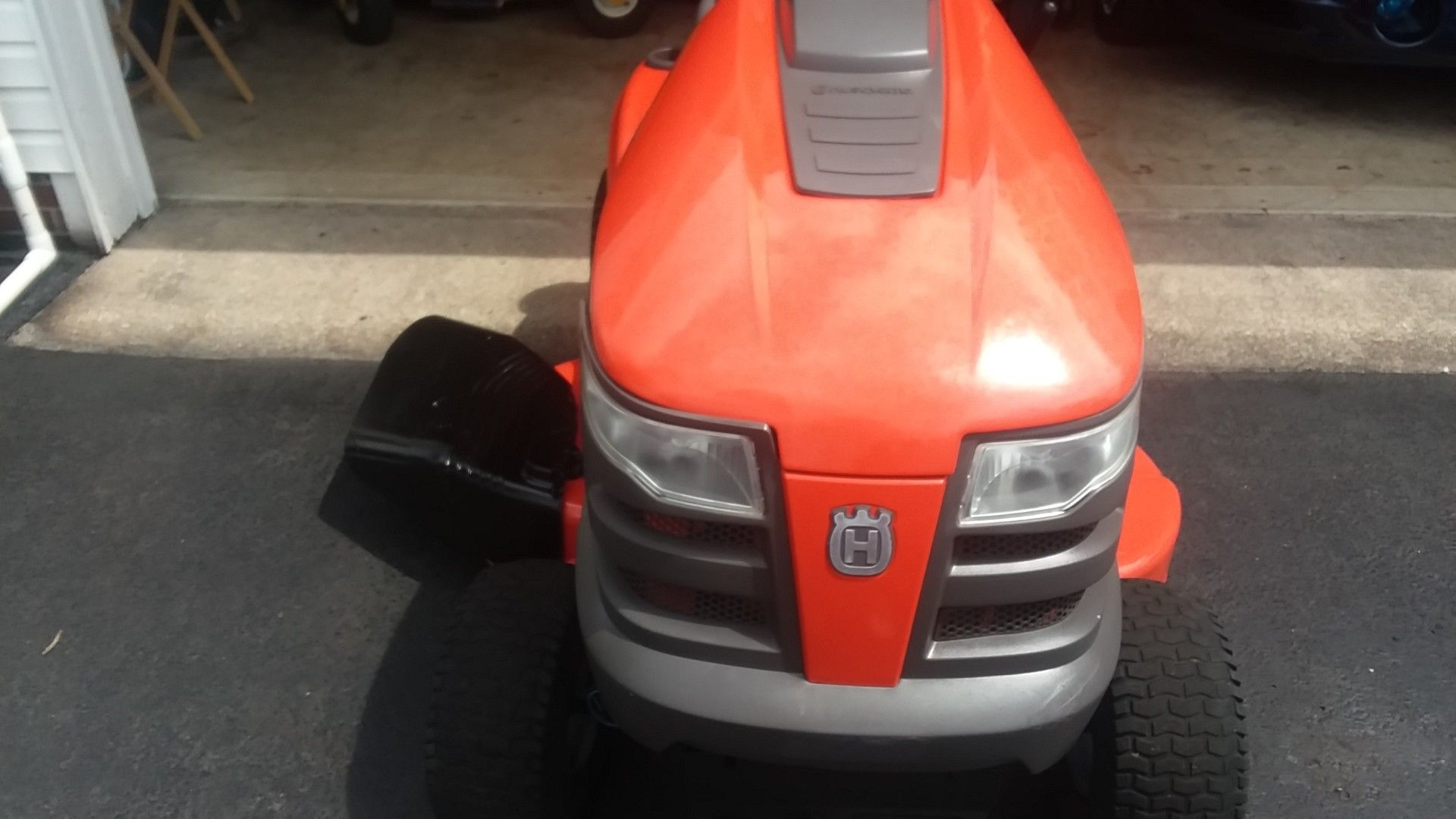 HUSQVARNA lawn mower