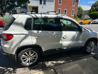 2011 Volkswagen Tiguan