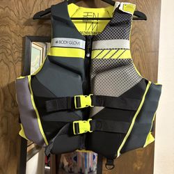 Body Glove Men’s Large Life Jacket