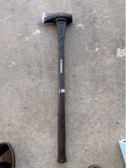 Axe husky