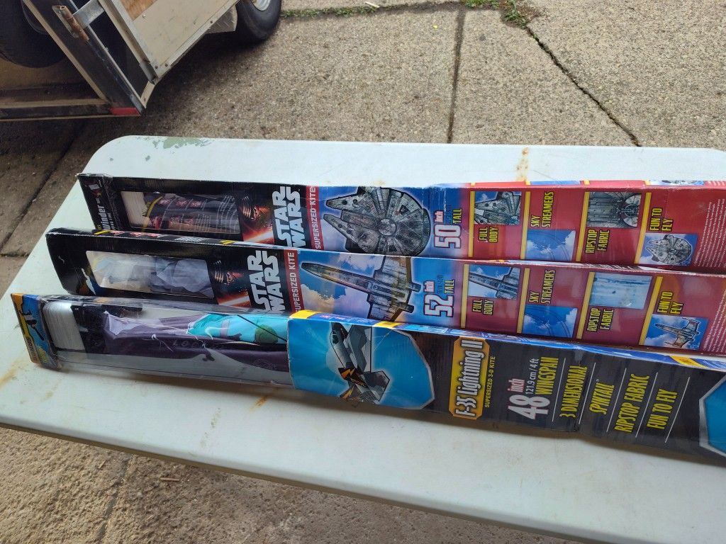Super sized Kites - New
