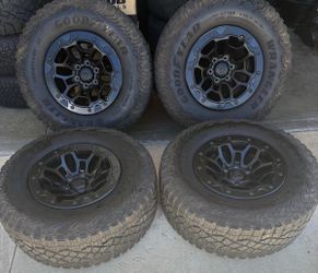Dodge Ram TRX Factory Wheels Tires