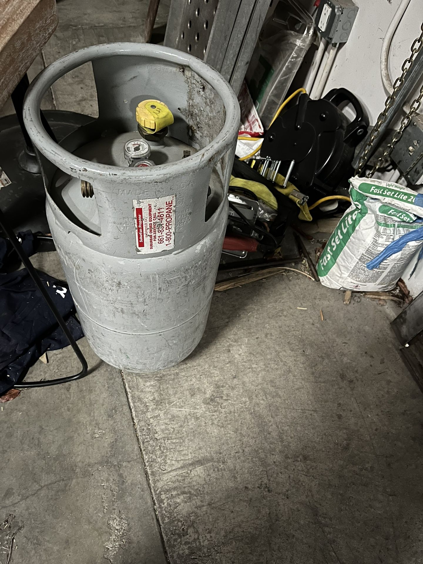 Propane Tanks Forklift  Or Other Make Offer 