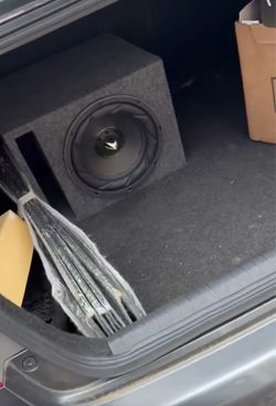 Car Subwoofer and amplifier