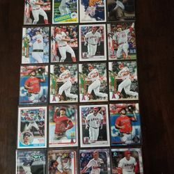 20 Card Lot Featuring Mike Trout, Ken Griffey Jr & Juan Soto.