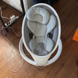 Munchkin Swing Bluetooth Like New!!!