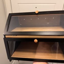 Bread Basket I Used It As A Watch And Sunglasses Display