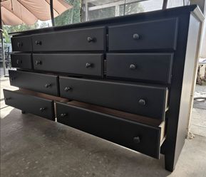 Nice dresser!!!