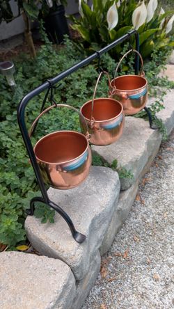Broomstick Blvd Halloween Copper Metal Cauldrons with Iron Stand New