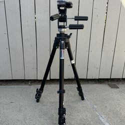 Manfrotto Tripod