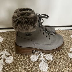 Gray Lugz Boots With Fur