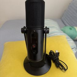 Deco Gear PC Microphone — USB Plug and play!