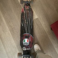 Quest Skateboard