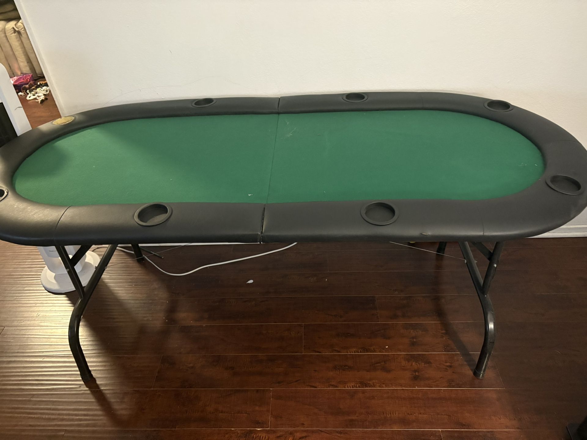Foldable Poker Table