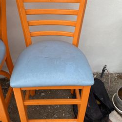 4 Counter Height Stools