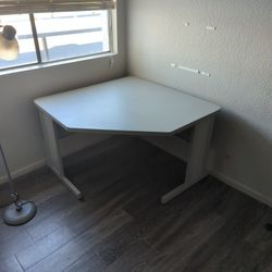 Work Table - Corner Focused 