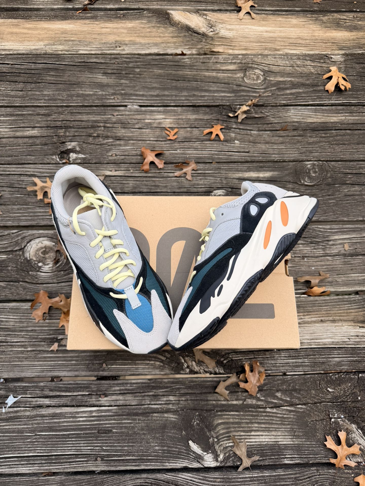 Adidas Yeezy Boost 700 Wave Runner π