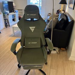Brand New Gaming Chair -NEW