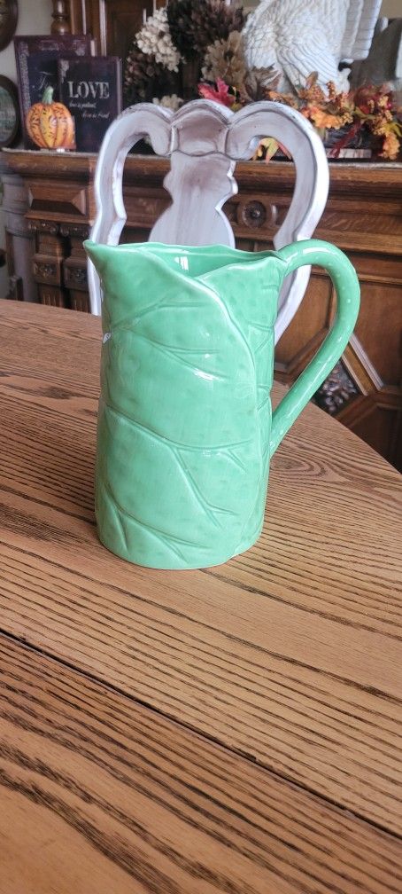 Lettuce Leaf Pitcher