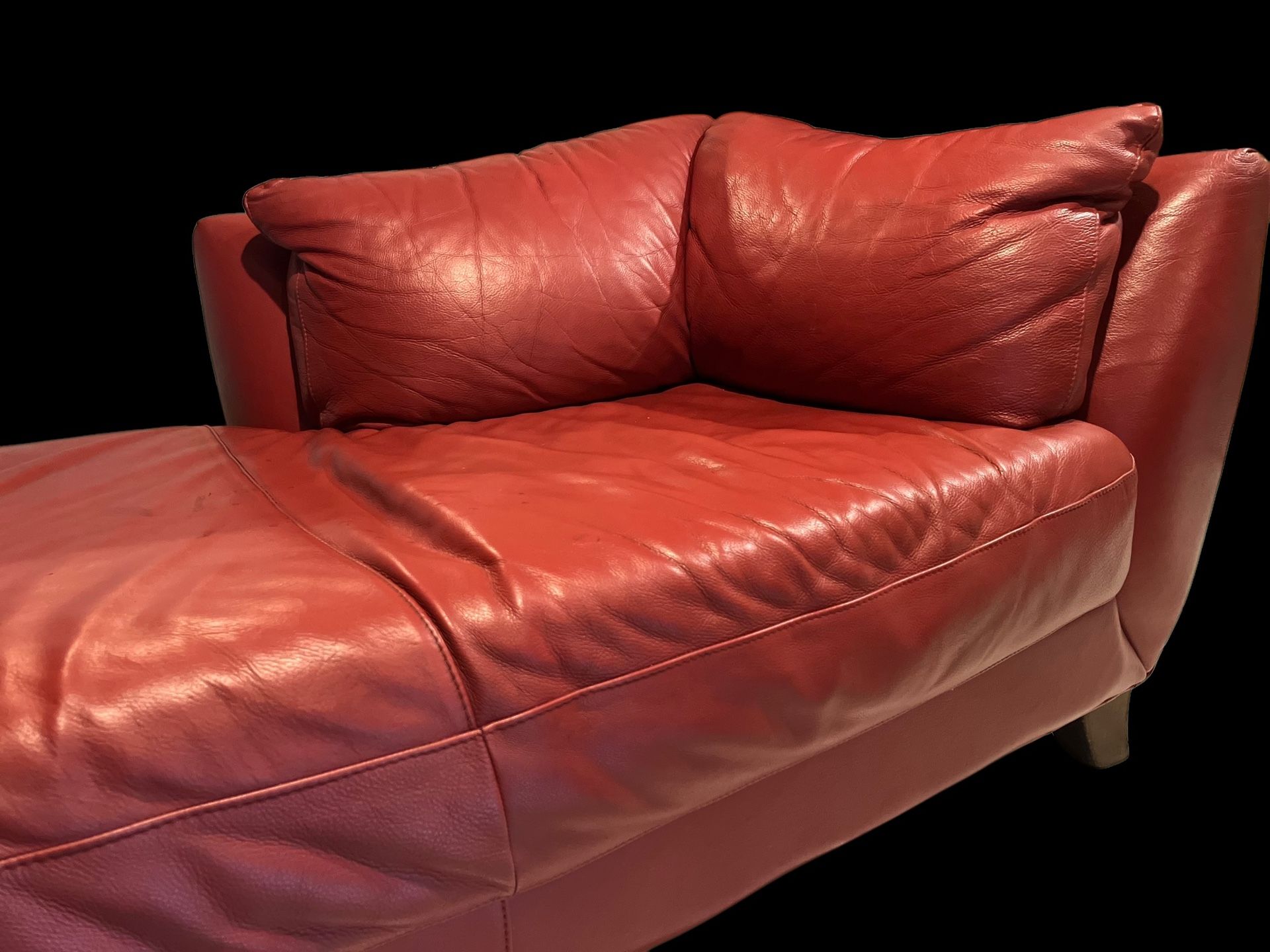 Red/Burgundy Cow Leather Couch