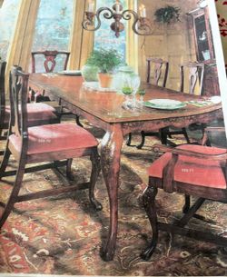 Dining room set with 6 chairs