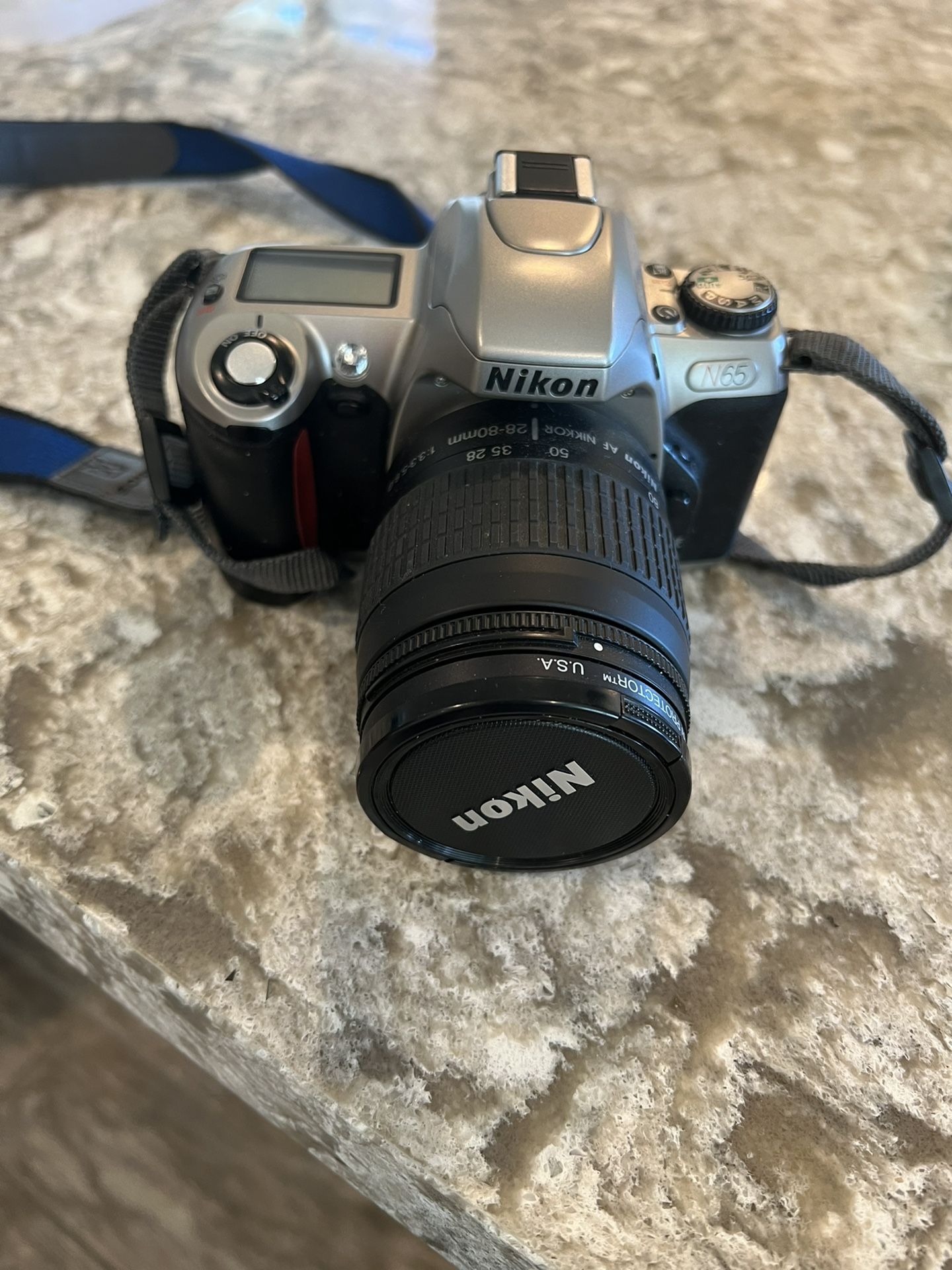 Nikon N65 35mm Camera