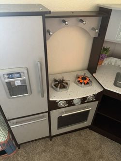 Toddler Play Kitchen