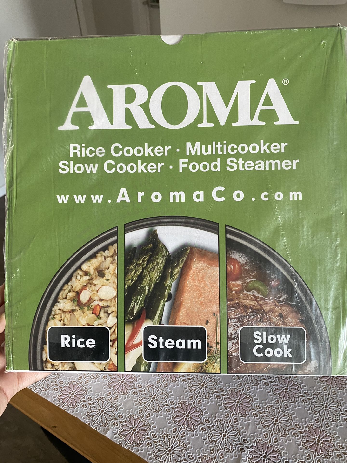 Aroma Professional Plus Rice Cooker for Sale in San Diego, CA - OfferUp