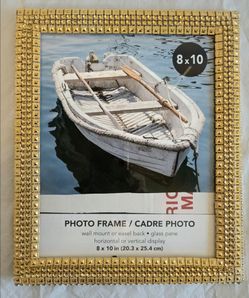 Picture Frame new 8x10 gold handmade