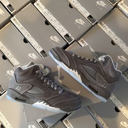 AIR JORDAN 5 RETRO WOLF GREY FULL SIZE RUN 12M - 8M