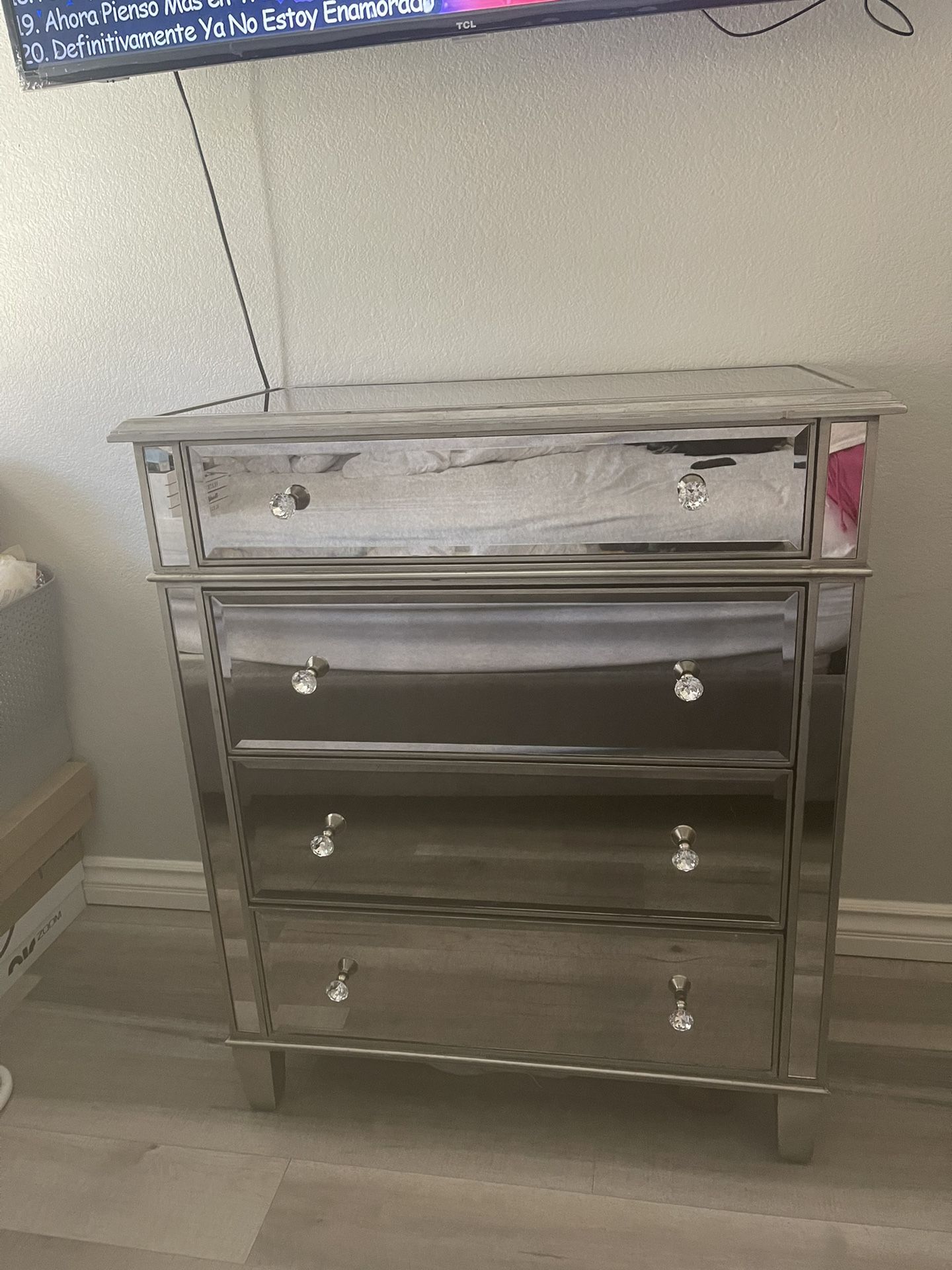 Galerie Z Mirrored Dresser