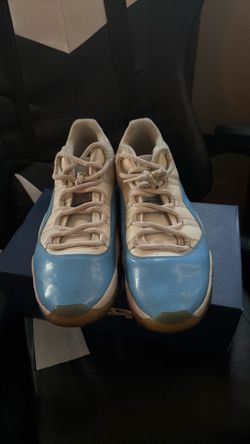 Jordan 11s low top university blue