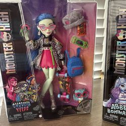 Monster High G3 Doll Bundle - 7 NIB Dolls + Skulltimate Secrets Locker - Draculaura, Abbey, Ghoulia & More!