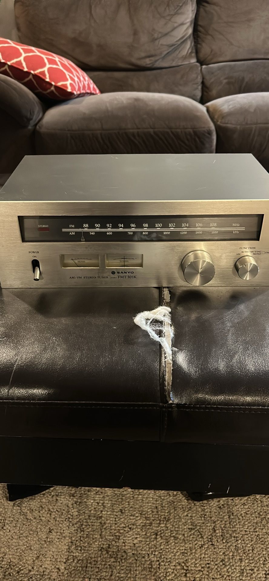 Sanyo AM/FM Stereo Tuner