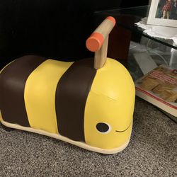 B. Toys Wooden Bee Ride-on Boom Buggy