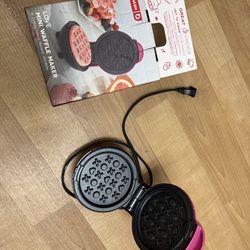 Dash Love Mini Waffle Maker