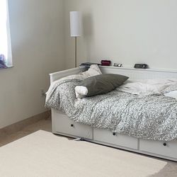 Ikea Hemnes bed With 3 Drawers
