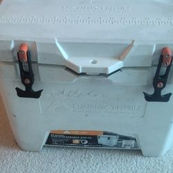 Ozark Trail 26 Quart Cooler