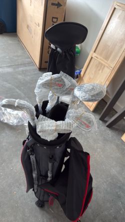 New 8 piece beginner golf club set