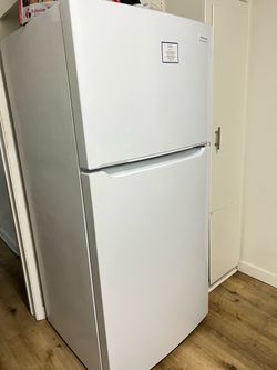 Frigidaire Fridge