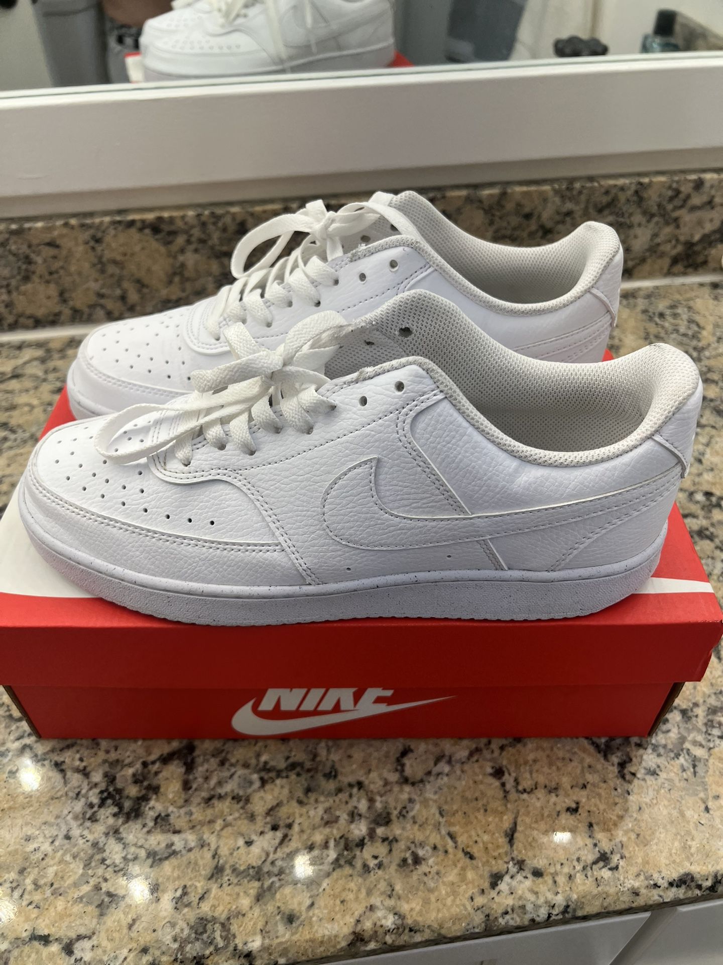 Nike Court Vision Low 9.5