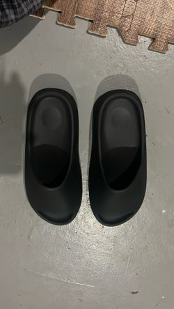 Yeezy slides(Black)