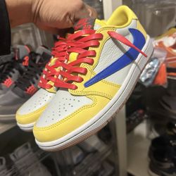 Women’s Jordan 1 Travis Scott’s New!! Size 7 