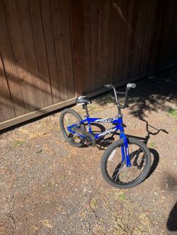 Huffy Rock It 20” BMX Bike -in Excellent Condition