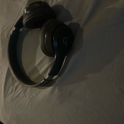 Beat Solo 4 