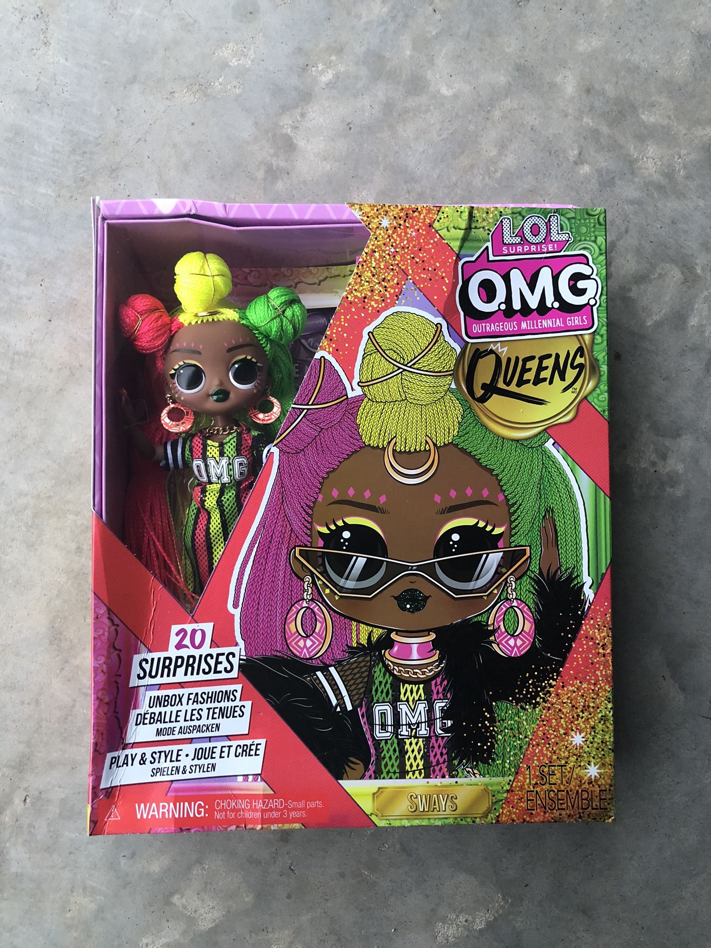 Brand new lol OMG queens doll shipping available