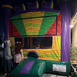 Jumping Castle 