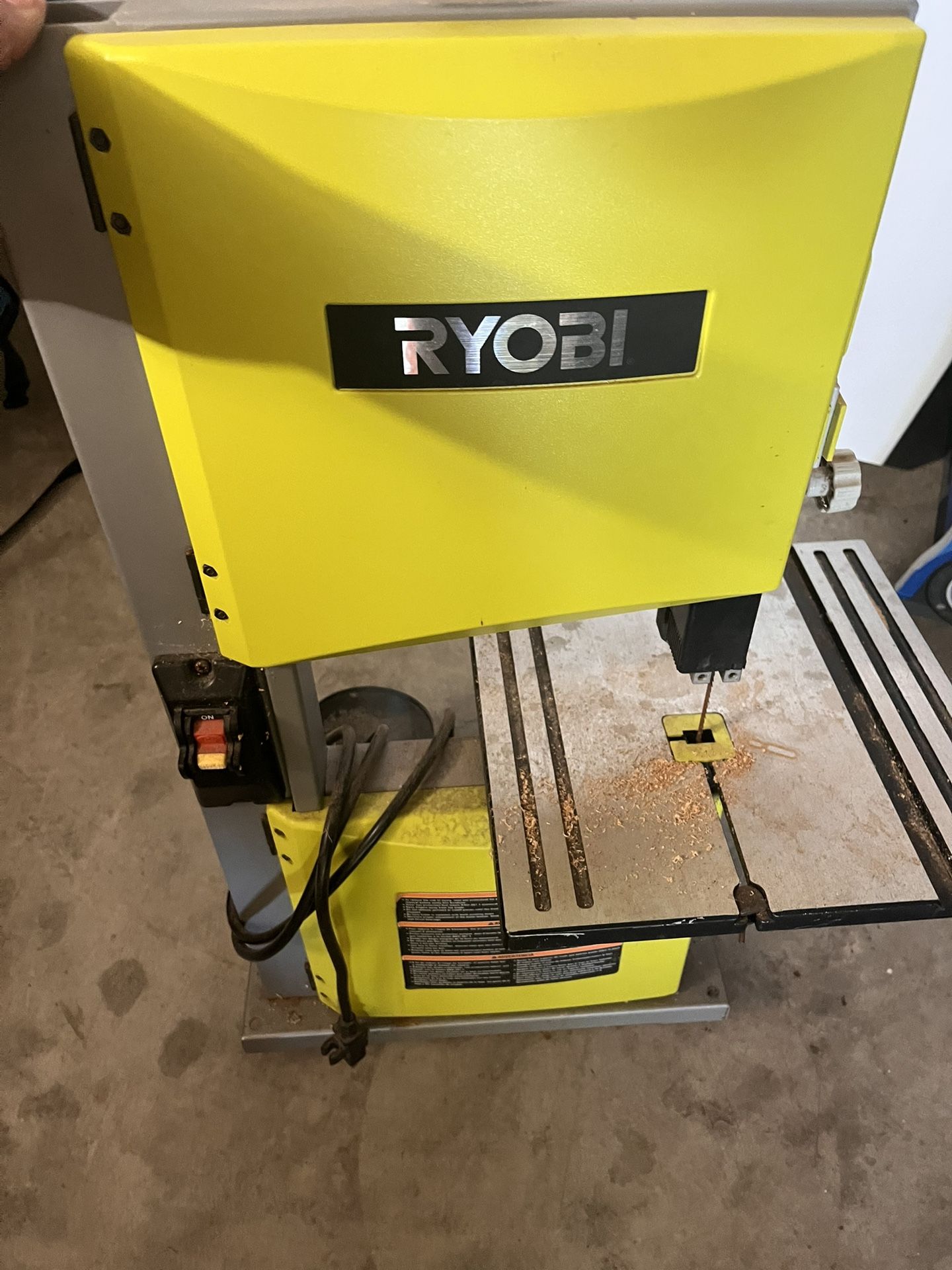 Ryobi Bandsaw