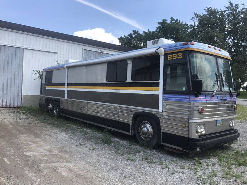Photo Bus conversion camper