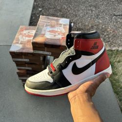 Jordan 1 High Black Toe 